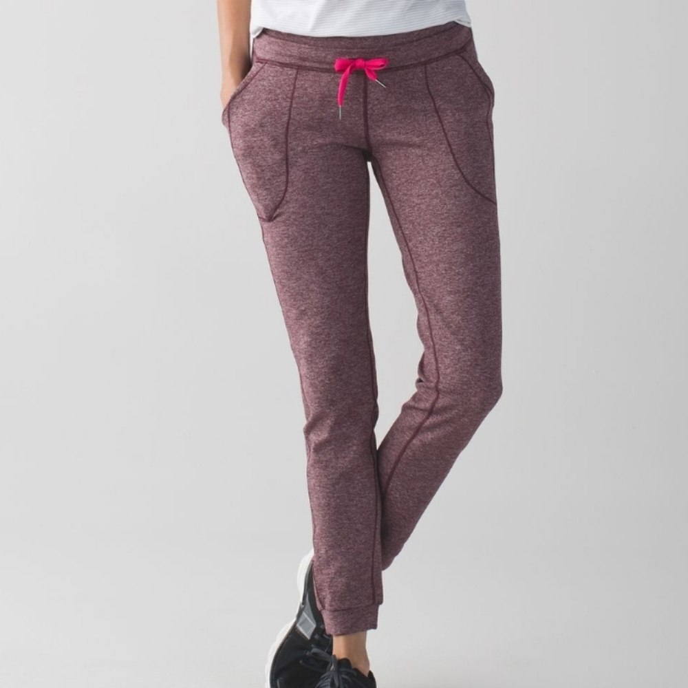 Lululemon size 6 Base Runner Pant